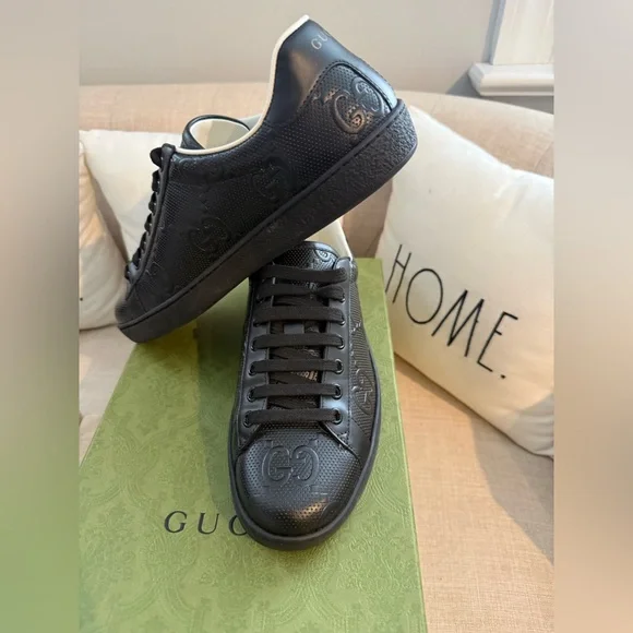 Gucci Black Embossed GG Leather Low-Top Sneakers